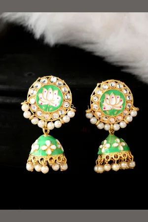 Silvermerc Designs Women Green & Gold-Toned Kundan Studded Contemporary Jhumkas