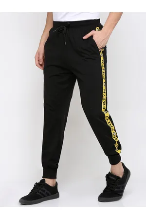 Maniac Men Black Solid Mid Rise Slim Fit Cotton Joggers