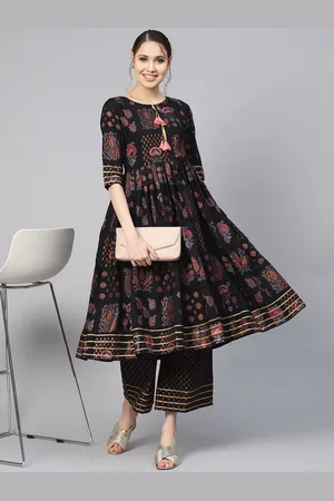 Ahalyaa Women Black & Pink Printed Kurta with Palazzos