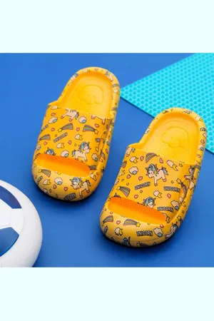 Yellow bee Unisex Kids Yellow Printed Rubber Sliders