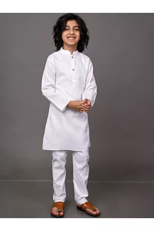 VESHAM Boys White Kurta with Pyjamas
