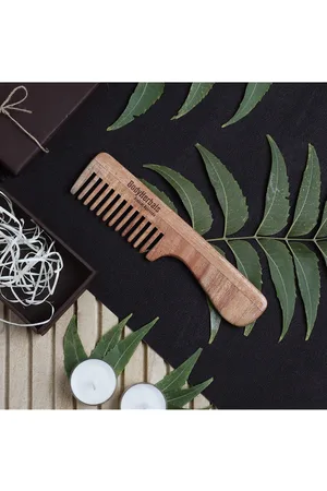 BodyHerbals Brown Neem Wood Dressing Comb
