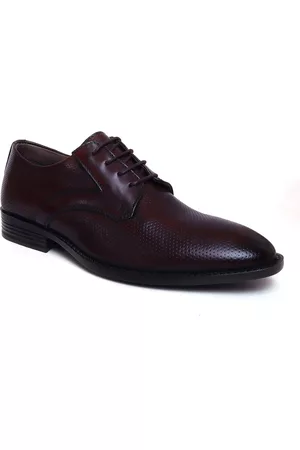 ZOOM Men Brown Textured Formal Derbys