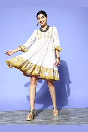 Ishin Women White Floral Craft Culture Dress