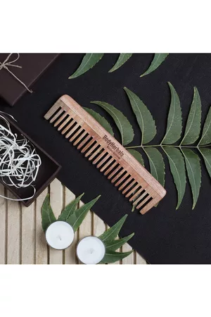 BodyHerbals Anti-Static Wide Tooth Dressing Comb