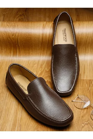 Teakwood Leathers Men Brown Textured Leather Formal Loafers