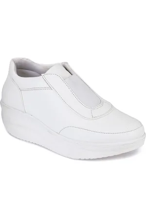 VALIOSAA Women White Slip-On Sneakers