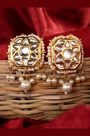 Saraf RS Jewellery Women Gold-Toned Contemporary Studs Earrings