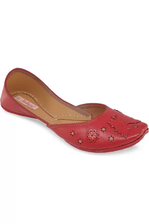 Fulkari Women Red Embellished Mojaris with Laser Cuts Flats