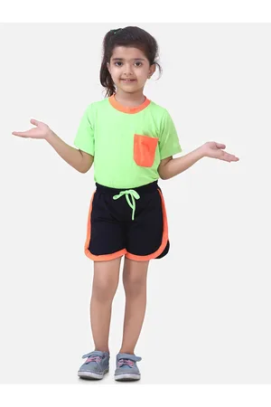 LilPicks Girls Green Top with Shorts