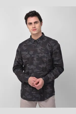 Woodland Men Charcoal Grey Camouflage Printed Pure Cotton Casual Shirt
