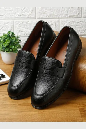 MUTAQINOTI Men Black Solid Leather Formal Loafers