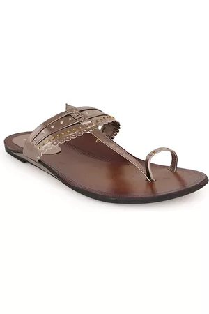 STYLE SHOES Women Grey Embellished One Toe Flats