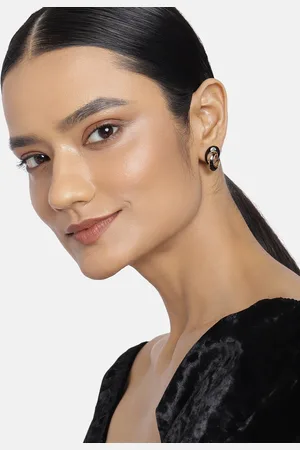 ESTELE Women Gold-Toned & Black Contemporary Studs Earrings