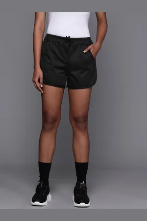 JC Mode Women Black Solid Shorts