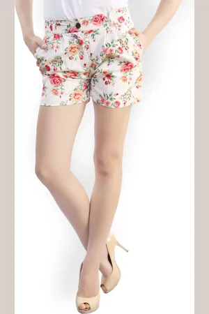 Belle Women Multicoloured Printed Shorts