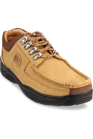 Red Chief Men Leather Sneakers