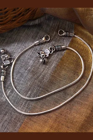 TEEJH Women Set Of 2 Oxidised Silver-Toned Anklets