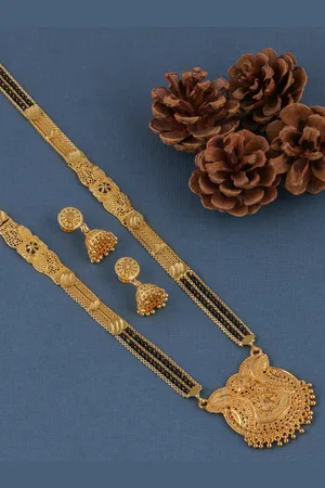 Brandsoon Gold-Plated & Black Beaded Mangalsutra With Earring Set