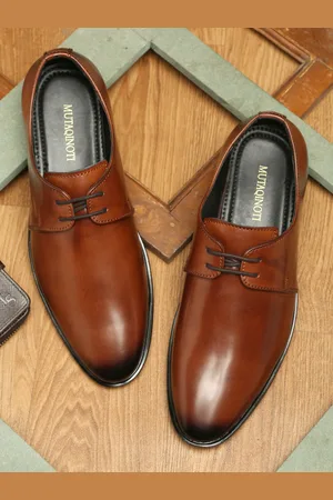 MUTAQINOTI Men Brown Solid Patent Leather Formal Derbys
