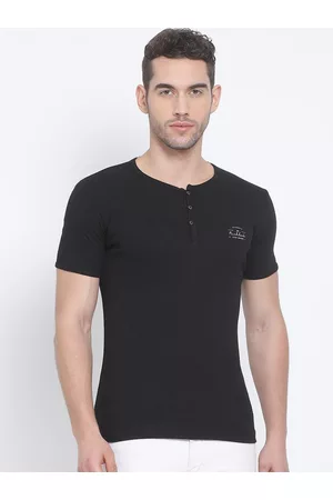 Richlook Men Black Solid Henley Neck T-shirt