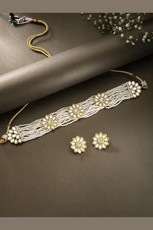 Peora White & Gold-Toned Kundan Studded Jewellery Set