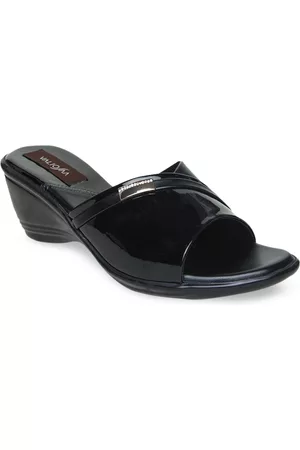 VALIOSAA Black Solid Wedge Heels