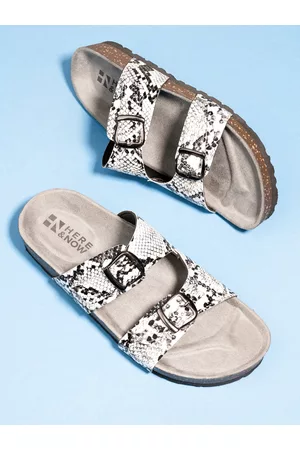 HERE&NOW Women White & Black Synthetic Leather Textured Flats