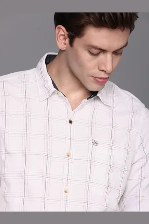 WROGN Men White & Red Regular Fit Checked Casual Shirt