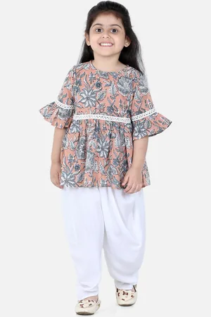 AWW HUNNIE Girls Peach-Coloured Floral Embroidered Pleated Pure Cotton Kurti with Patiala