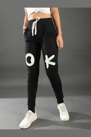 Campus Women Black & White Printed Cotton Slim Fit Joggers