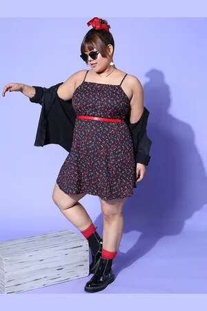 Berrylush Women Navy Blue Floral Vacay Attire