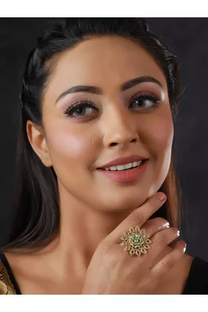 Priyaasi Women Gold Toned Blooming Flower Ring