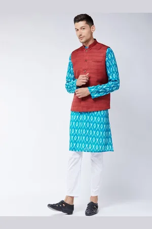 Vastramay Men Turquoise Blue & Maroon Printed Kurta with Pyjamas & Jacket