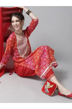Ishin Women Red & White Printed Cotton Bandhani Kurta Palazzos & Dupatta with Zari