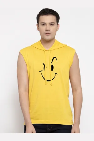 Friskers Men Yellow Printed Hood T-shirt
