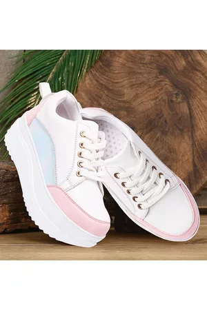 Vendoz Women White Colourblocked Sneakers