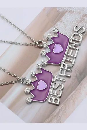 EL REGALO Women Silver Toned & Purple Necklace