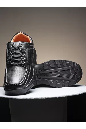 ACTION Men Black Derbys