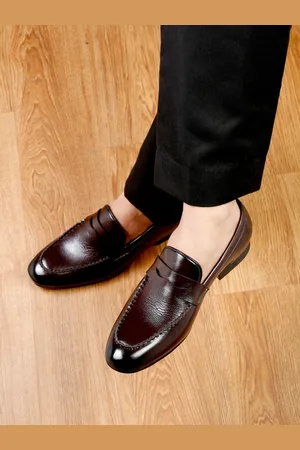 MUTAQINOTI Men Brown Solid Formal Loafers