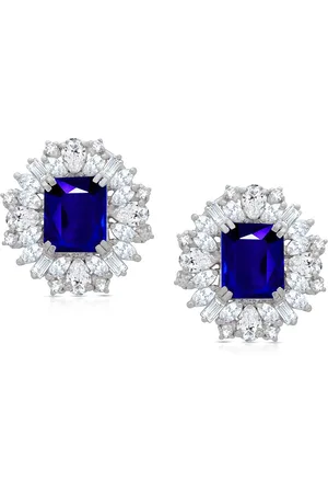 Anayra Jewellery White Circular Studs Earrings