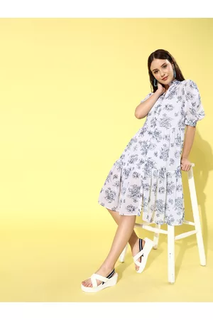 KASSUALLY Women White Floral Puff Sleeves Dress