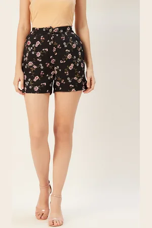 Sera Women Black & Pink Floral Printed Regular Fit Shorts