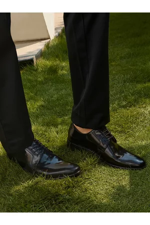 Arrow Men Black Leather Derbys Formal Shoes