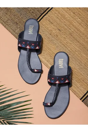 Taavi Women Navy Blue & Off-White Geometric Print One-Toe Flats