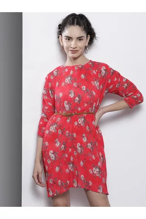 Sassafras Women Red & Beige Floral Pleated Bodycon Dress