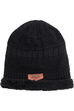 iSWEVEN Unisex Black Self-Design Beanie