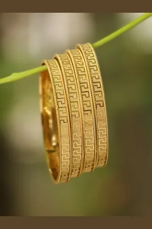 Adwitiya Collection Set Of 4 24CT Gold-Plated Bangles
