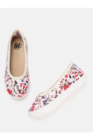 YK Girls Pink & Red Printed Ballerinas