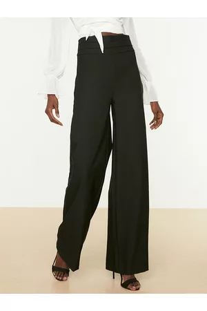 Black Solid Bootcut Trousers –